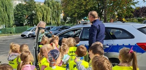 Policjanci na spotkaniu w przedszkolu