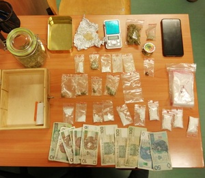 Zabezpieczone przez policjantów narkotyki