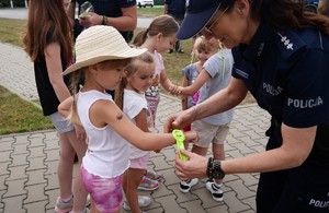Zanim zadzwoni pierwszy dzwonek – dzielnicowy zadba o bezpieczną drogę do szkoły.