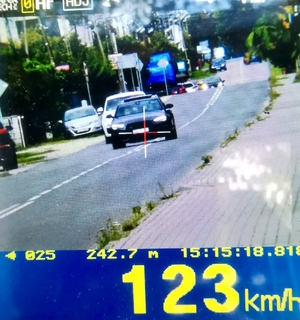 123 km/h w obszarze zabudowanym.