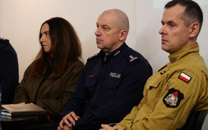 Debata społeczna z udziałem młodzieży.