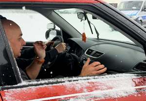 Pierwsza zima za kierownicą.