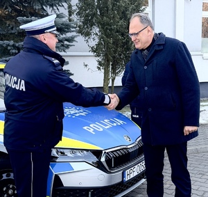 Dwa nowe radiowozy dla radomszczańskich policjantów.
