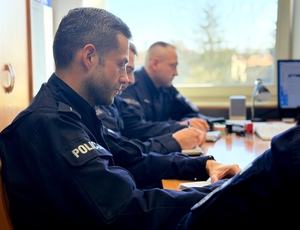 Więcej patroli policji na ulicach Radomska.