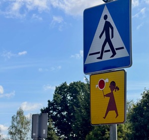 Kontrole dróg w rejonie placówek oświatowych.